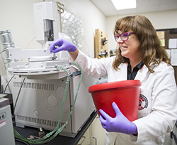 TTUHSC Researcher Modifies Antibiotic to Treat Alcohol Use Disorder