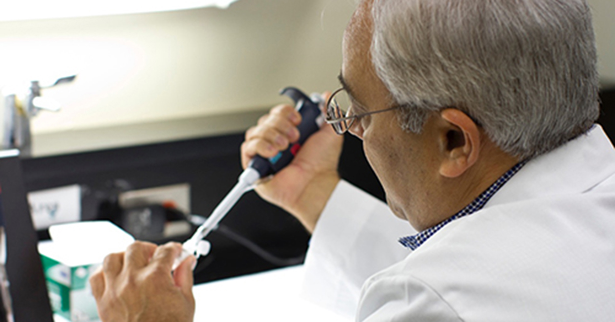 Dr. Siddiqui in his lab