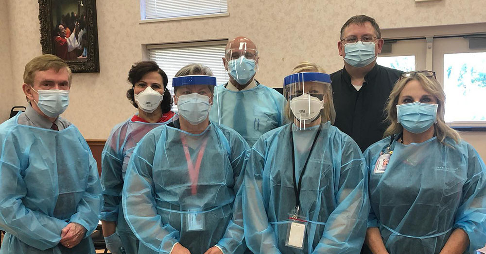 Texas Tech Physicians Amarillo Internal Medicine team wearing PPE 
