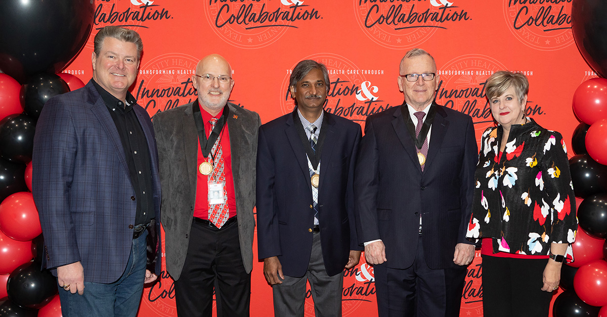 group photo at Chancellor’s Council Distinguished  Teaching and Research Awards